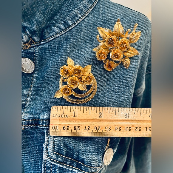Large Floral Vintage Brooch - Picture 4 of 7